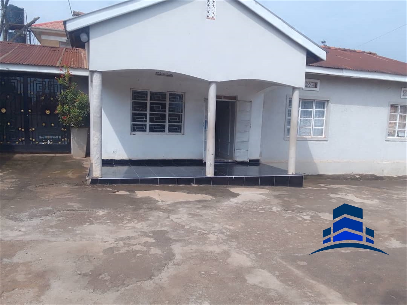 Bungalow for sale in Bukoto Kampala