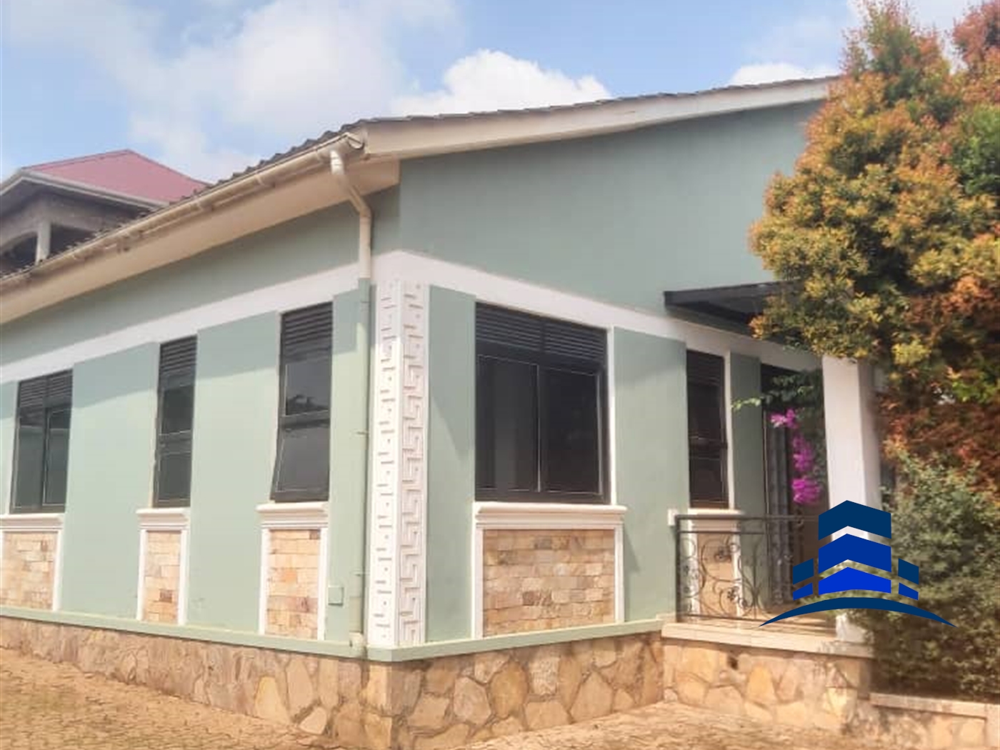 Bungalow for sale in Kitende Wakiso