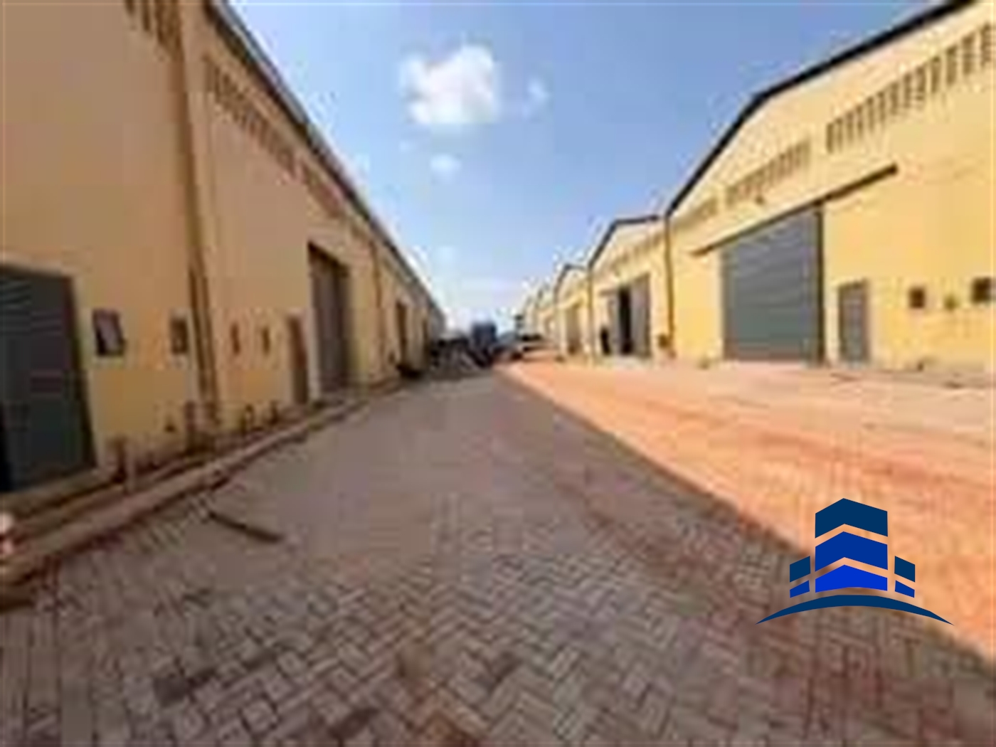 Warehouse for rent in Nalukolongo Kampala