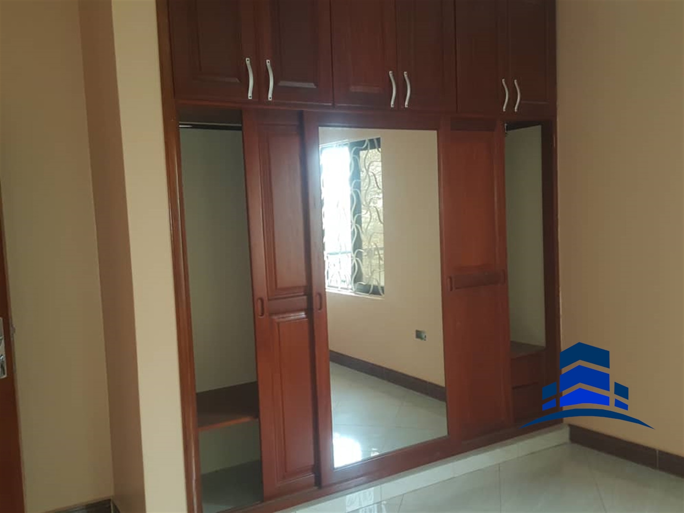 Storeyed house for rent in Munyonyo Kampala