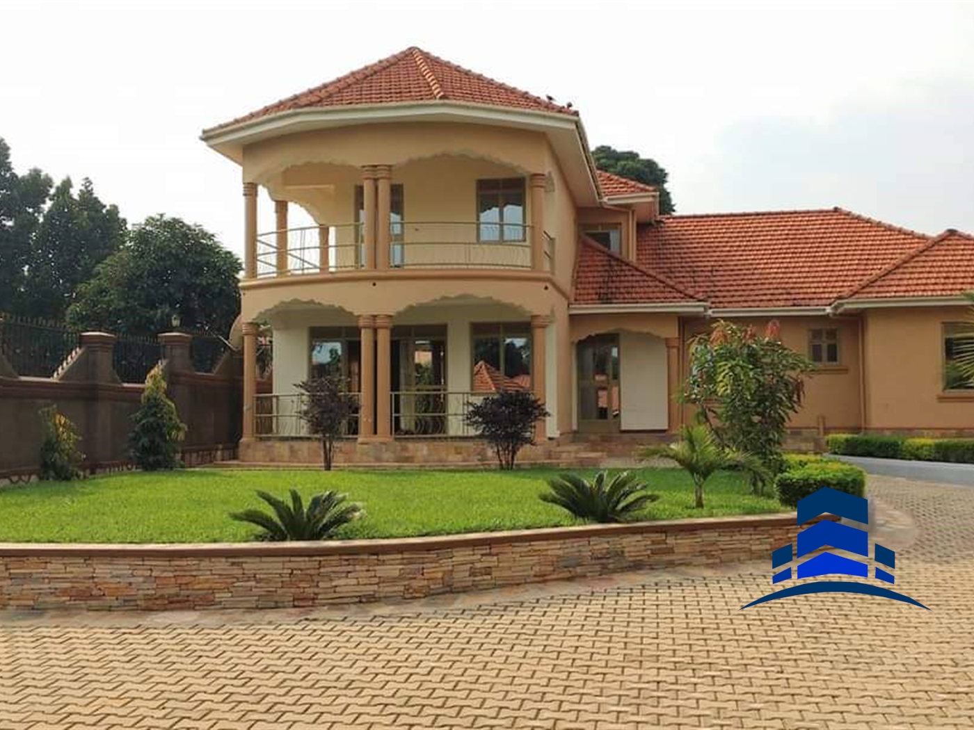 Storeyed house for sale in Entebbe Wakiso