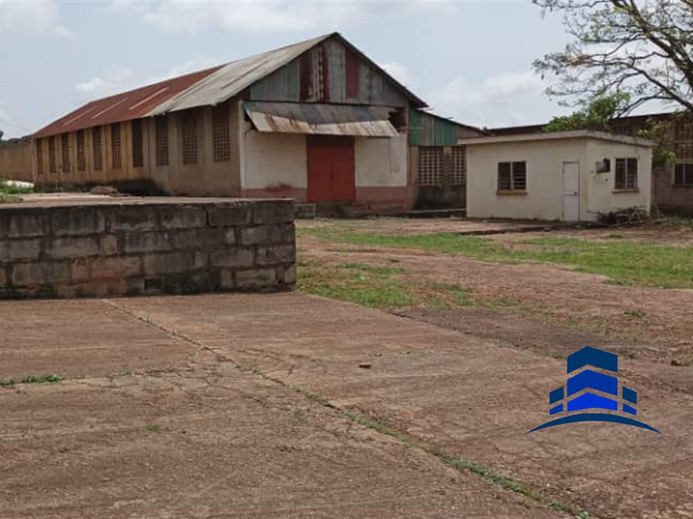 Multipurpose space for sale in Kawempe Kampala