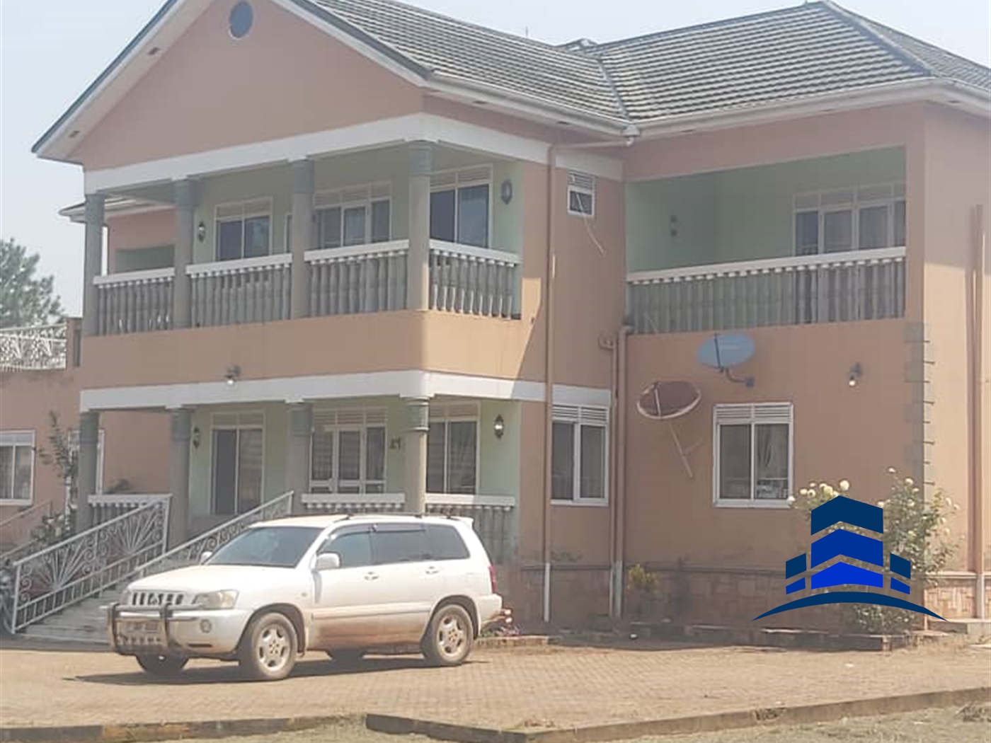 Storeyed house for sale in Munyonyo Kampala