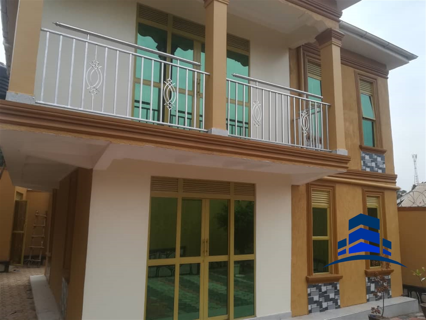 Storeyed house for sale in Nansana Wakiso