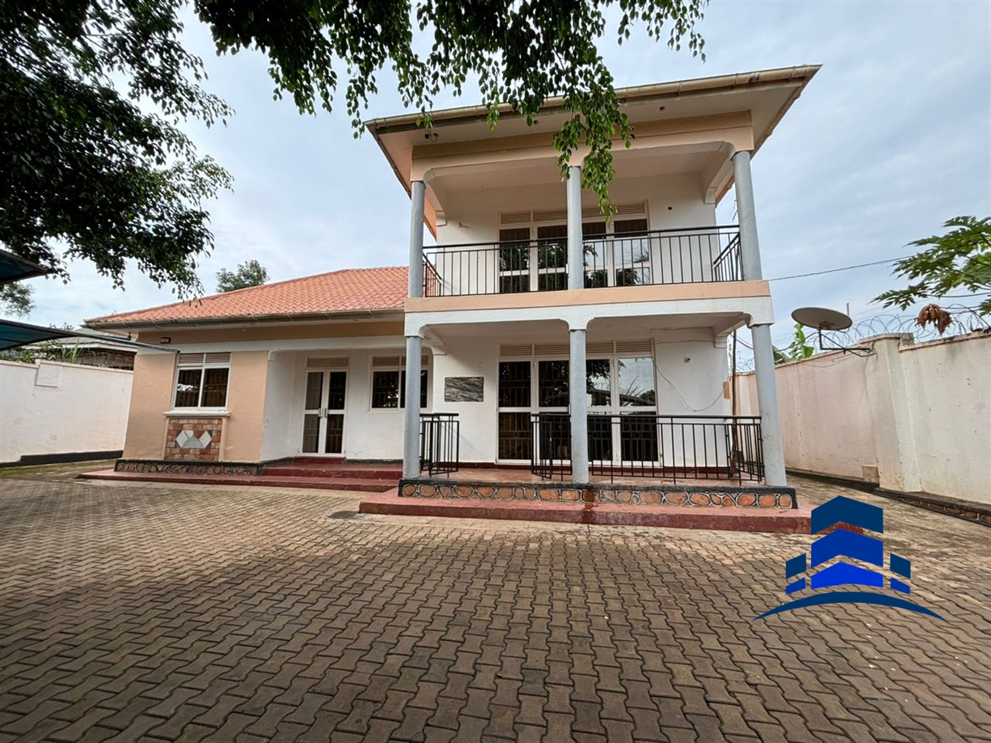 Storeyed house for sale in Gayaza Wakiso