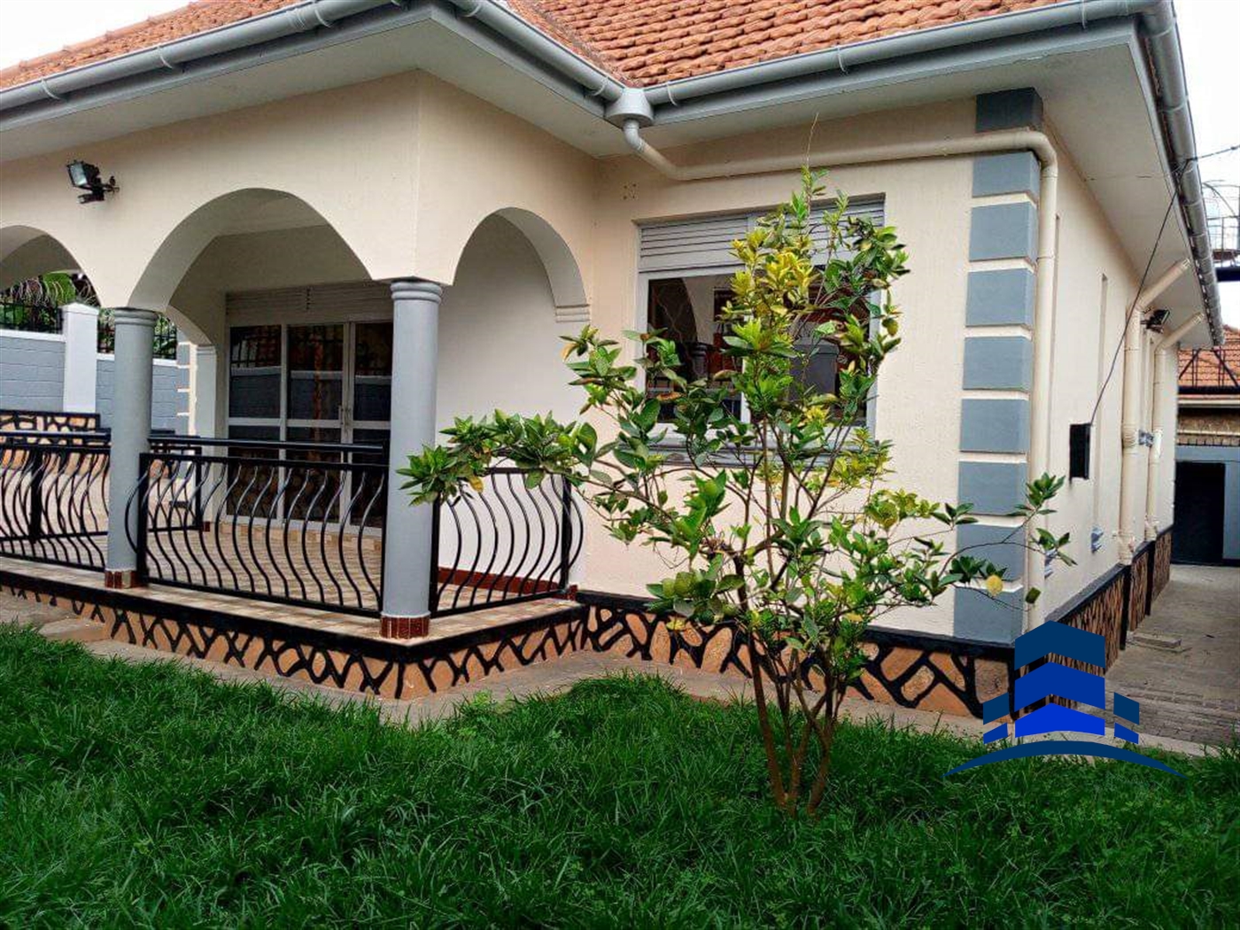 Bungalow for rent in Kisaasi Kampala