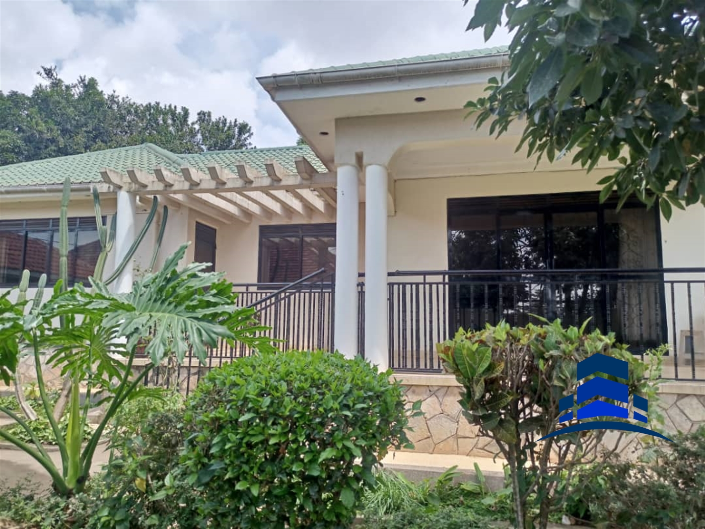 Bungalow for rent in Buziga Kampala