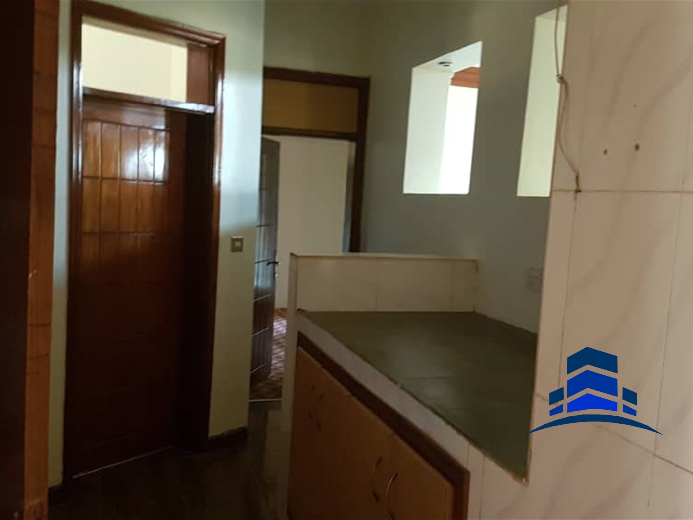 Mansion for rent in Lubowa Wakiso