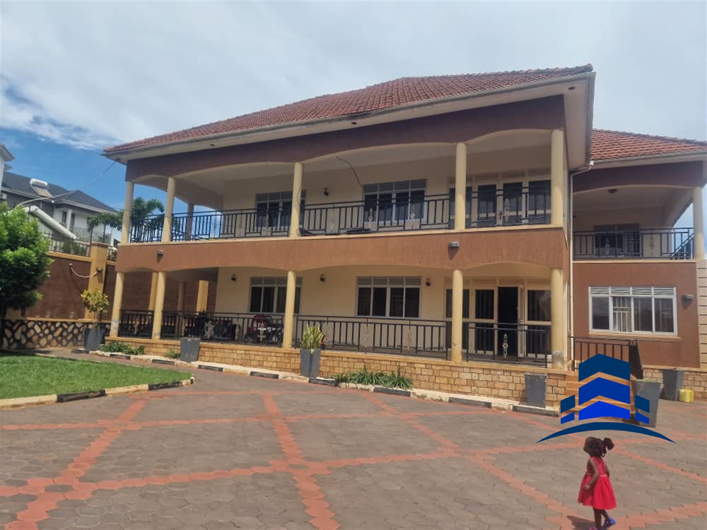 Mansion for sale in Bwebajja Wakiso