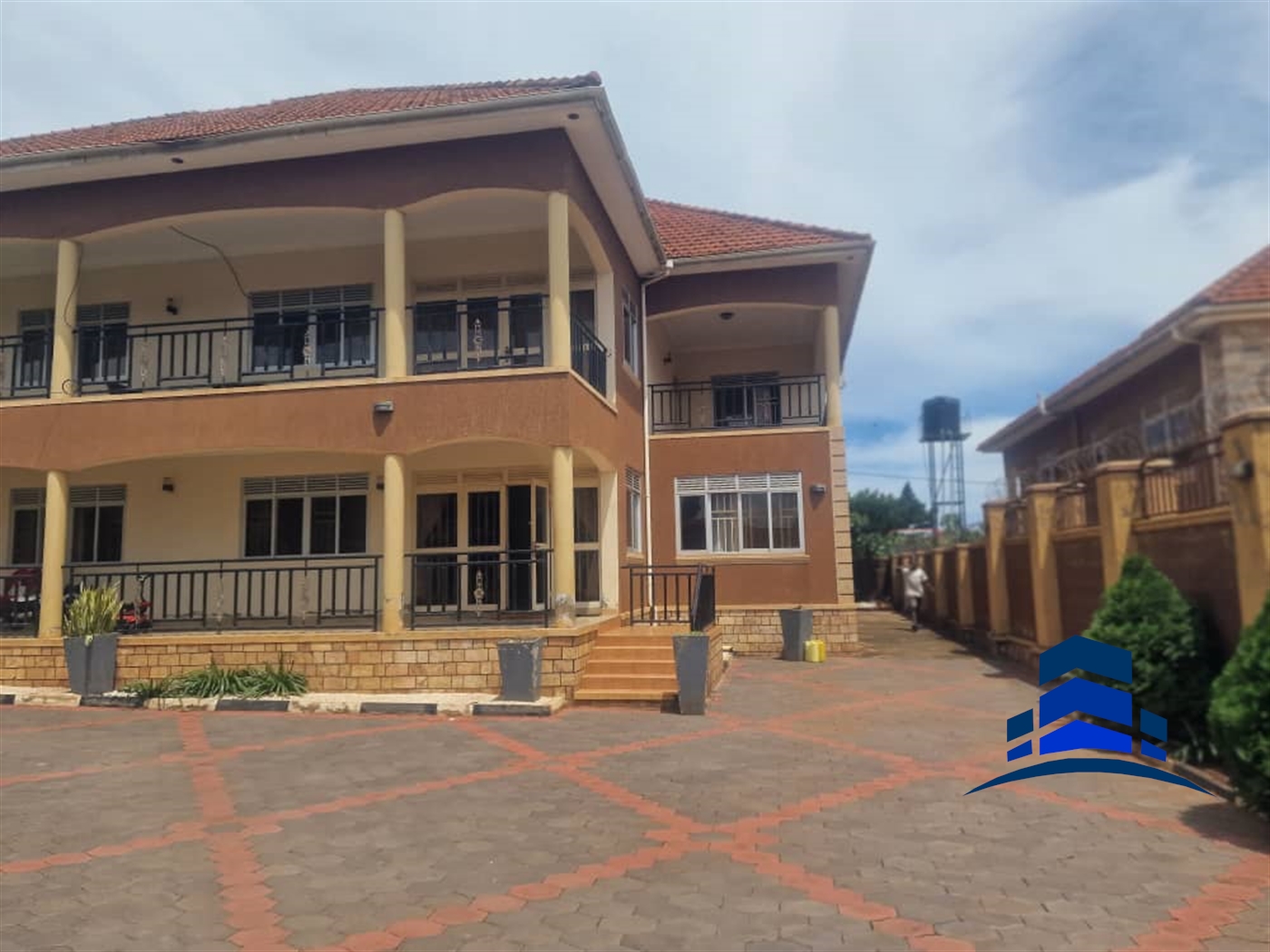 Mansion for sale in Bwebajja Wakiso