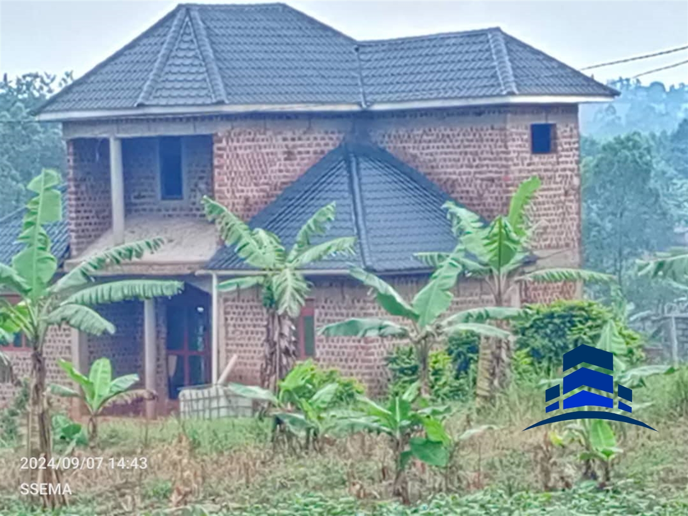 Storeyed house for sale in Buloba Wakiso