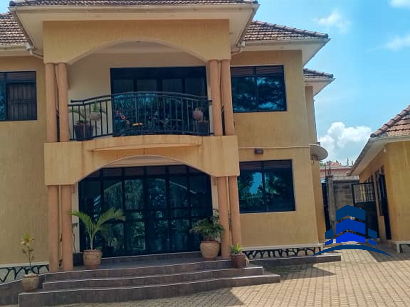 Mansion for sale in Namugongo Wakiso