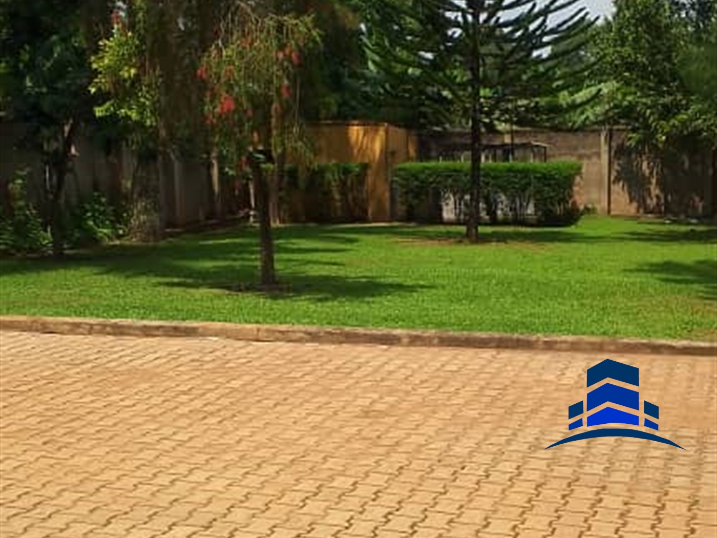 Mansion for sale in Namugongo Wakiso