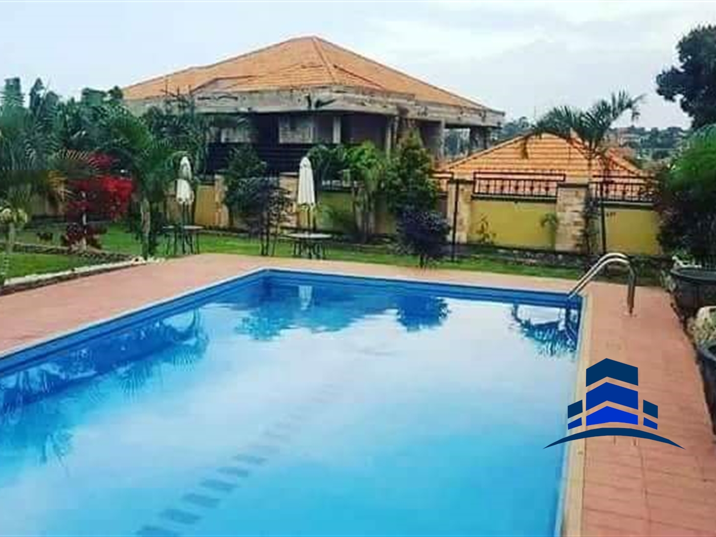 Mansion for sale in Naalya Wakiso