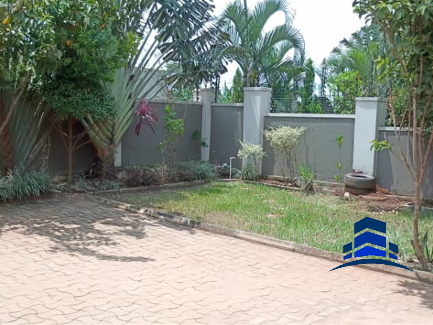 Bungalow for sale in Kira Wakiso