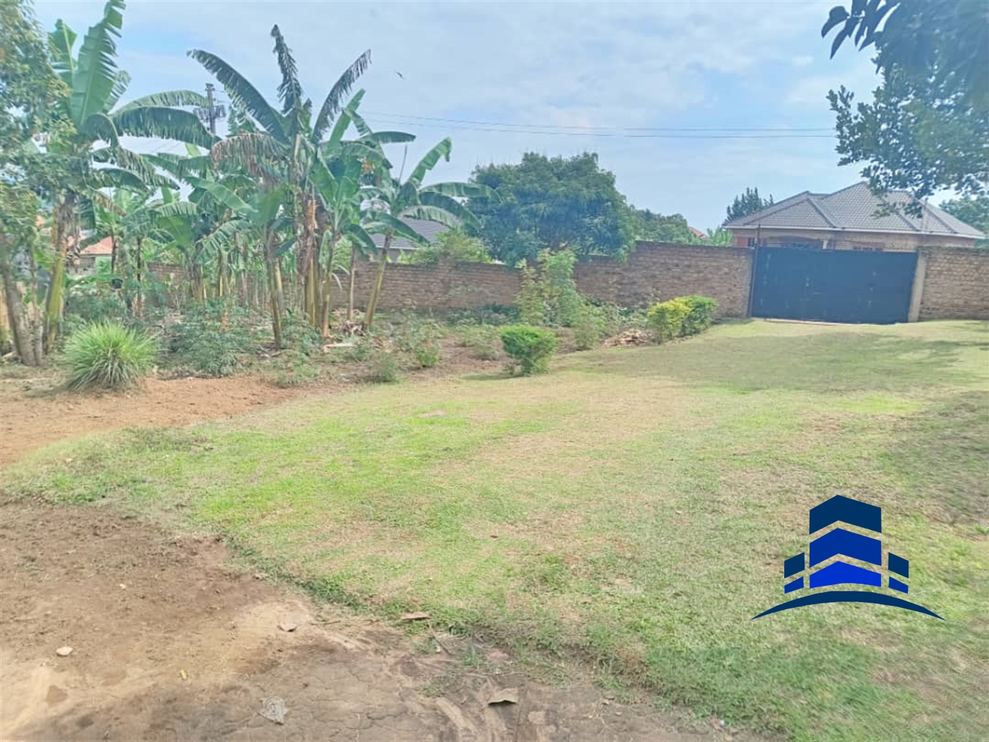 Bungalow for sale in Lweza Mukono