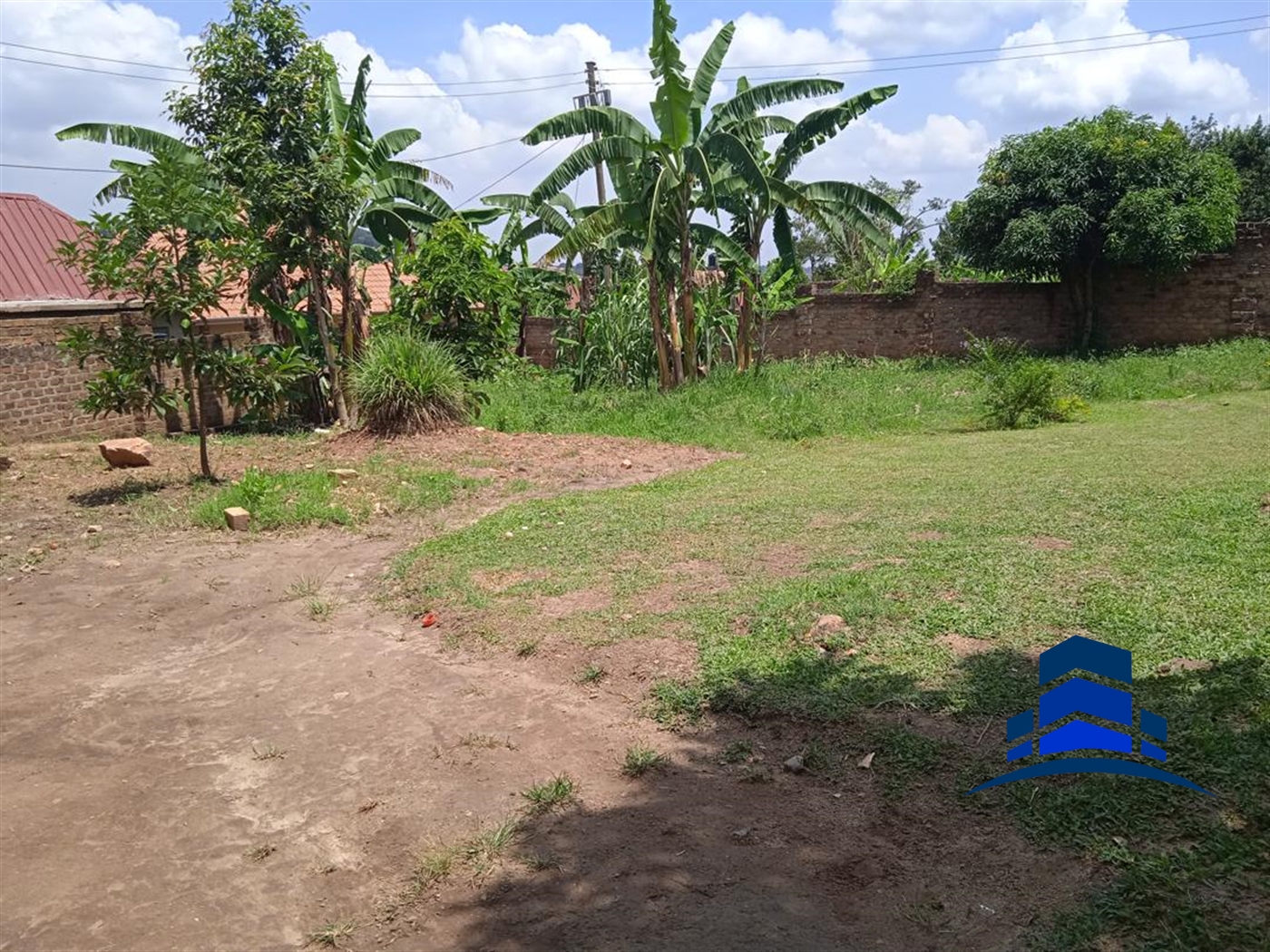 Bungalow for sale in Lweza Mukono