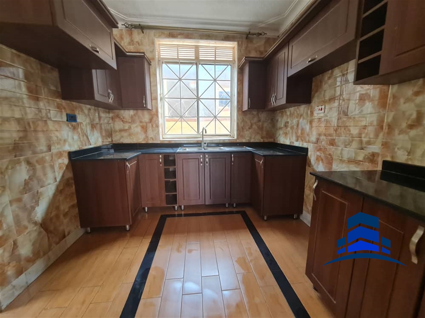 Storeyed house for sale in Namugongo Wakiso