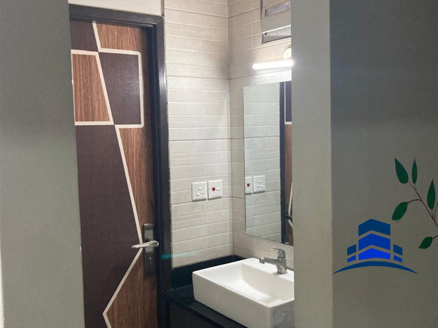 Condominium for sale in Bugoloobi Kampala