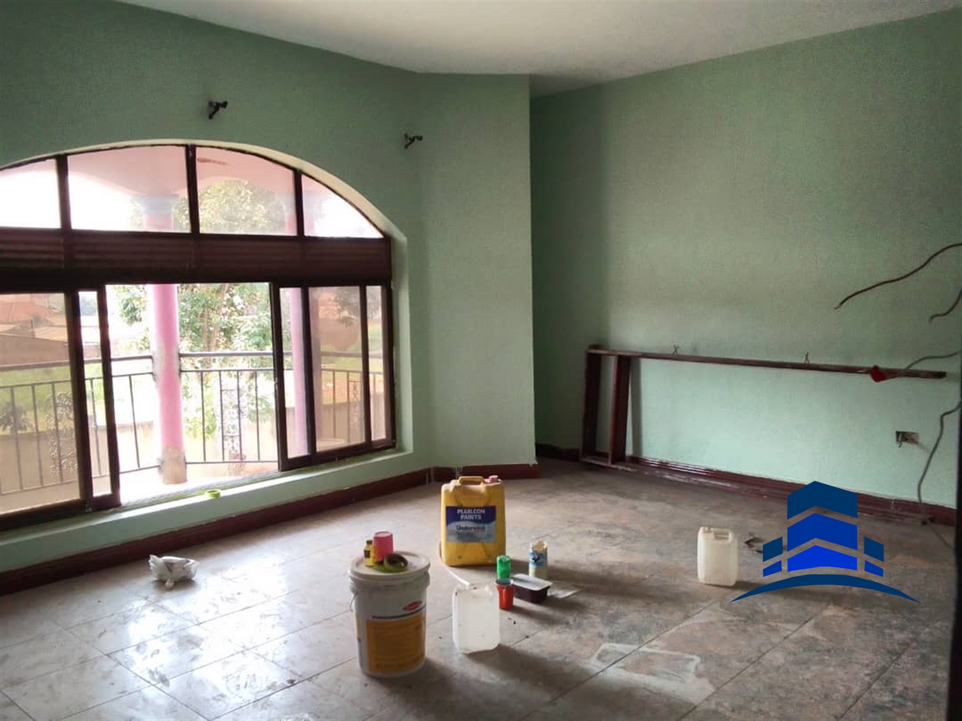 Storeyed house for rent in Bweyogerere Wakiso