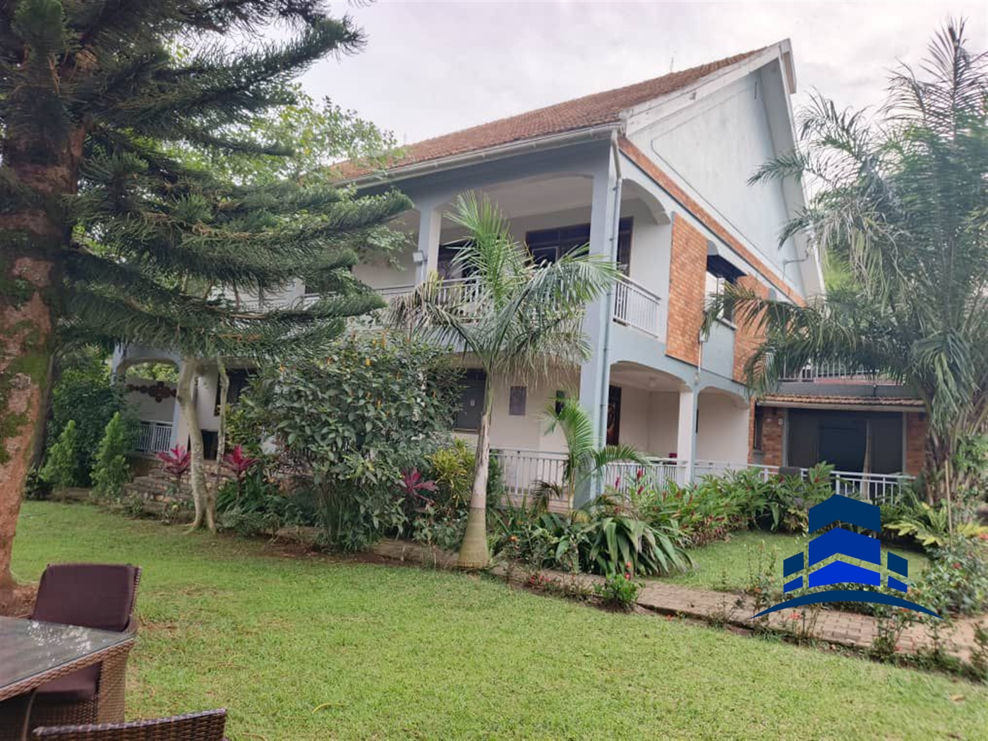 Mansion for sale in Bbunga Kampala