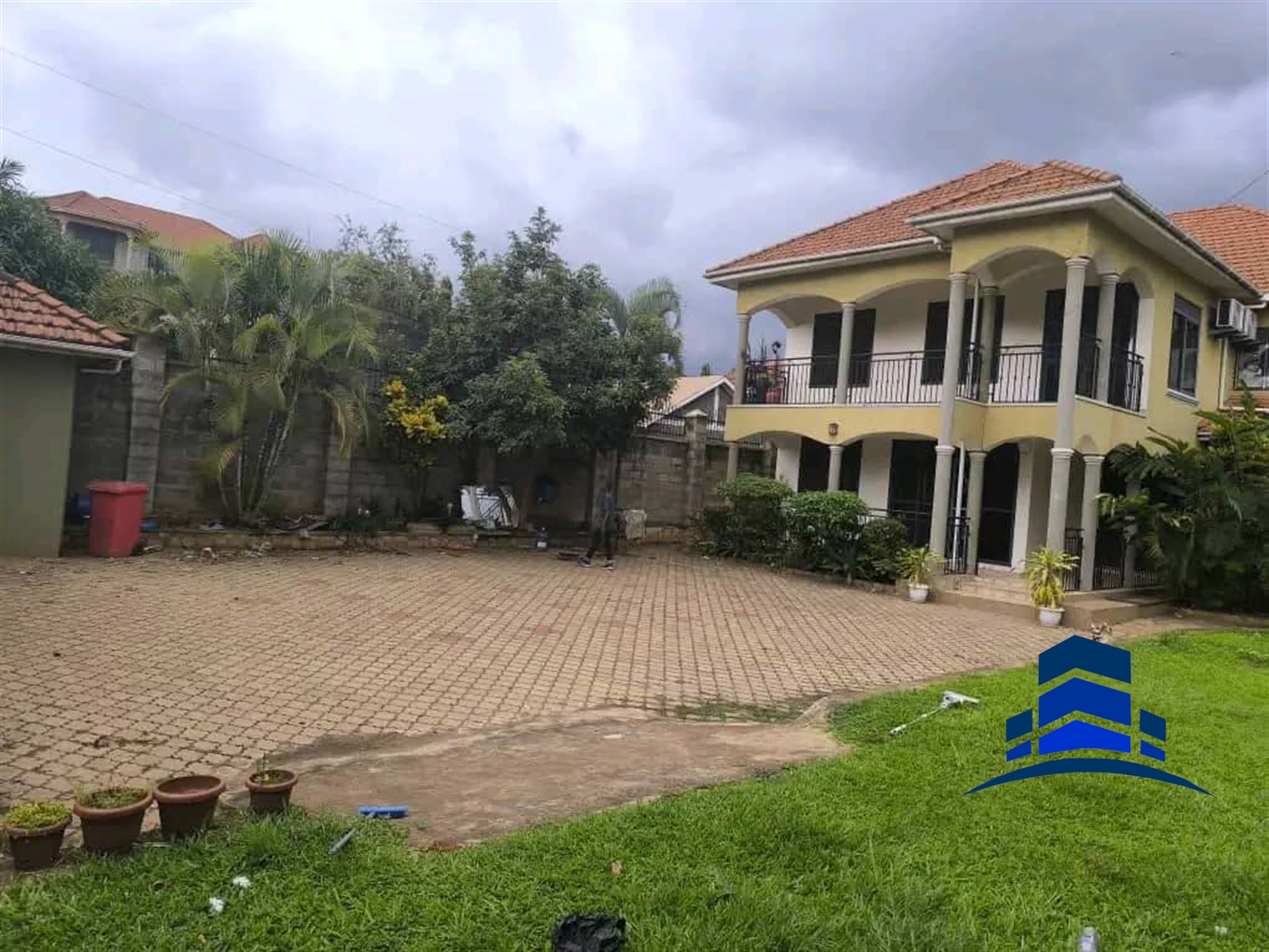 Mansion for sale in Munyonyo Kampala