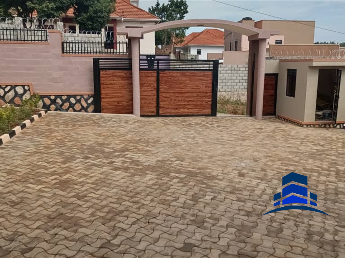 Bungalow for sale in Akright Wakiso