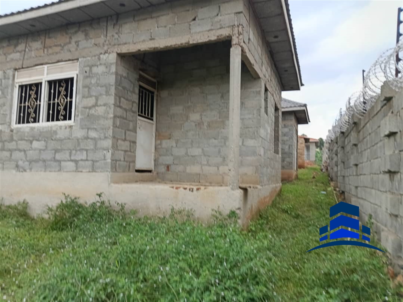 Shell House for sale in Namugongo Wakiso