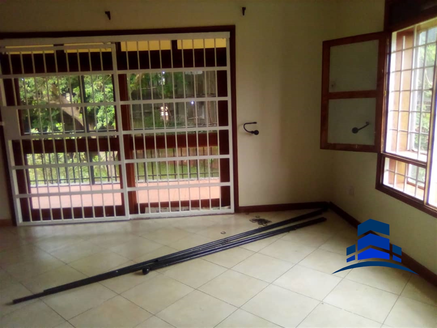 Storeyed house for rent in Muyenga Kampala