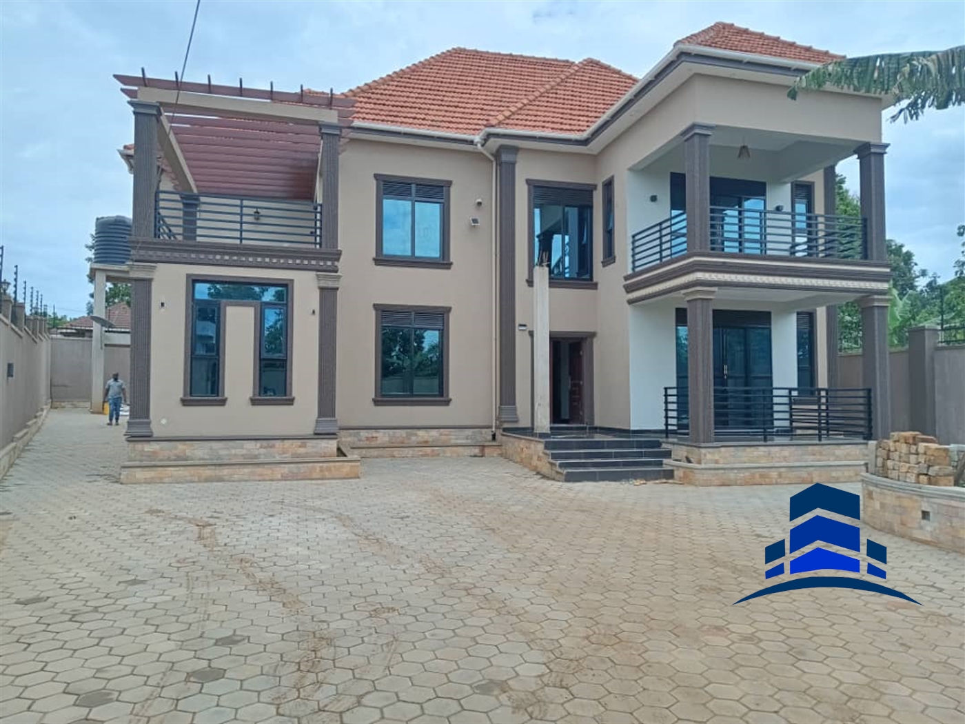 Mansion for sale in Kasangati Wakiso