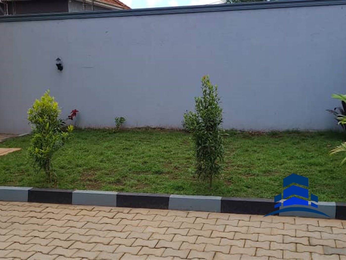 Bungalow for sale in Kitende Wakiso