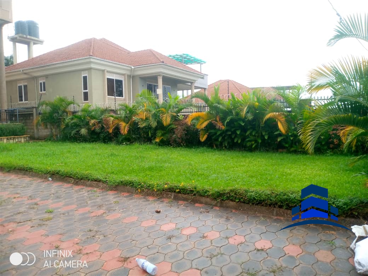 Mansion for sale in Munyonyo Kampala