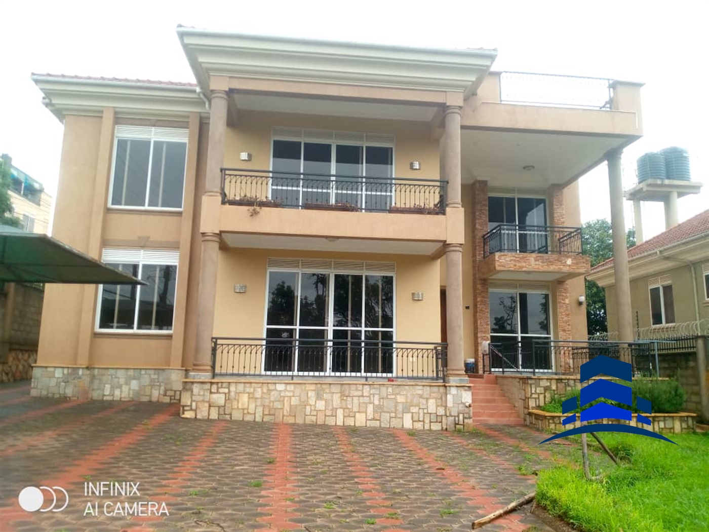 Mansion for sale in Munyonyo Kampala