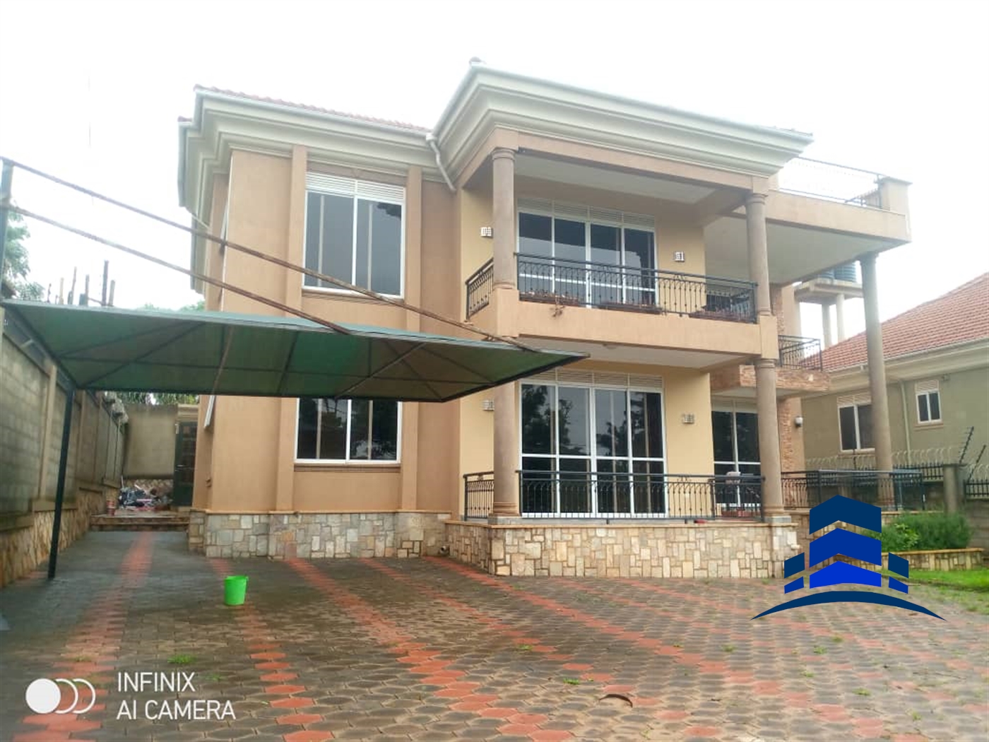 Mansion for sale in Munyonyo Kampala