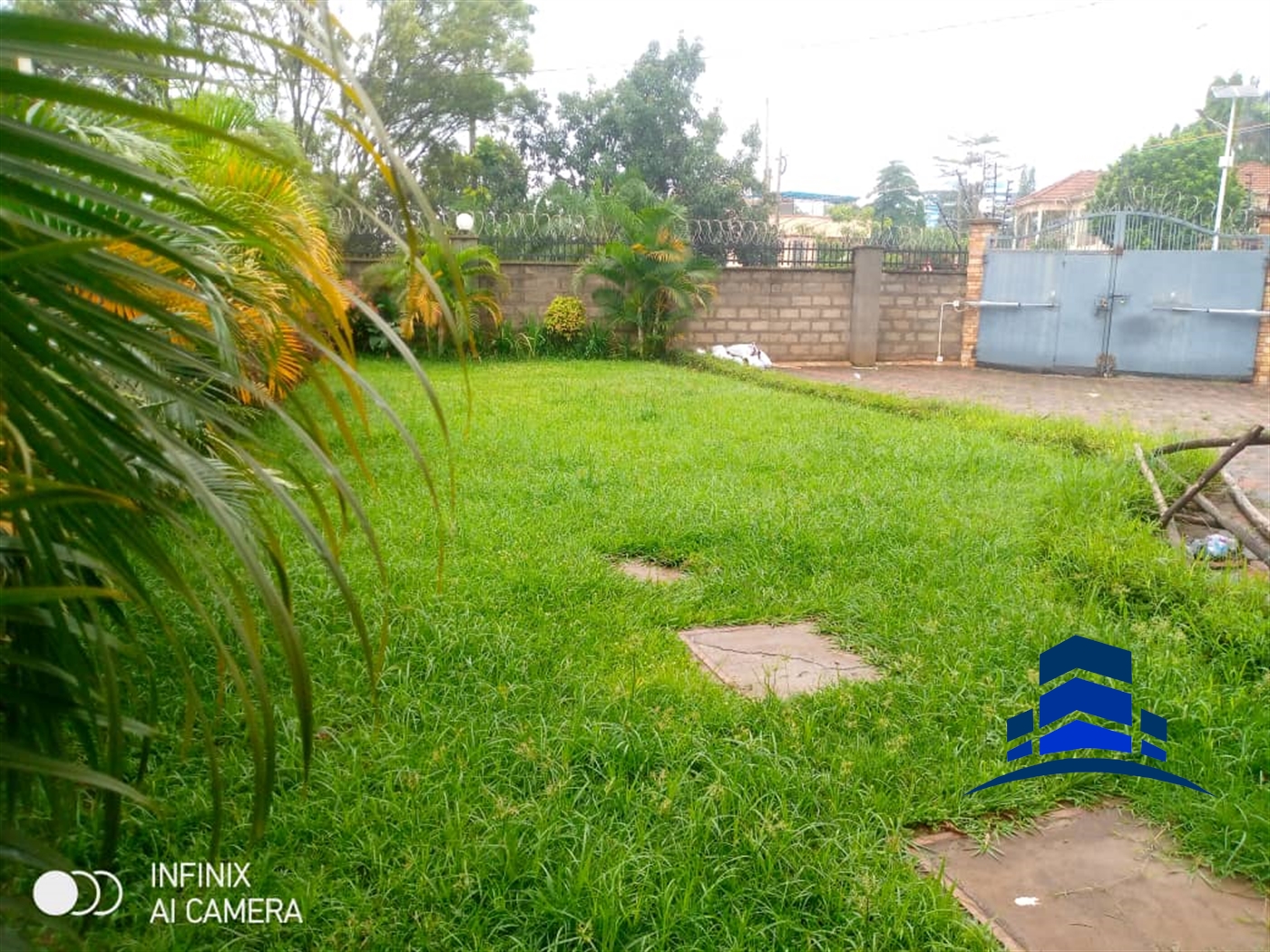 Mansion for sale in Munyonyo Kampala