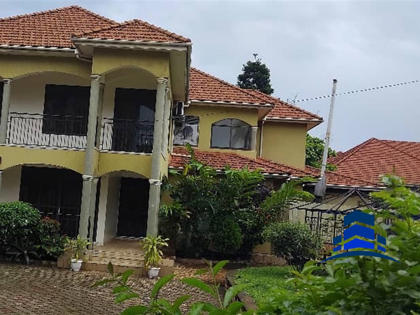 Mansion for sale in Munyonyo Kampala