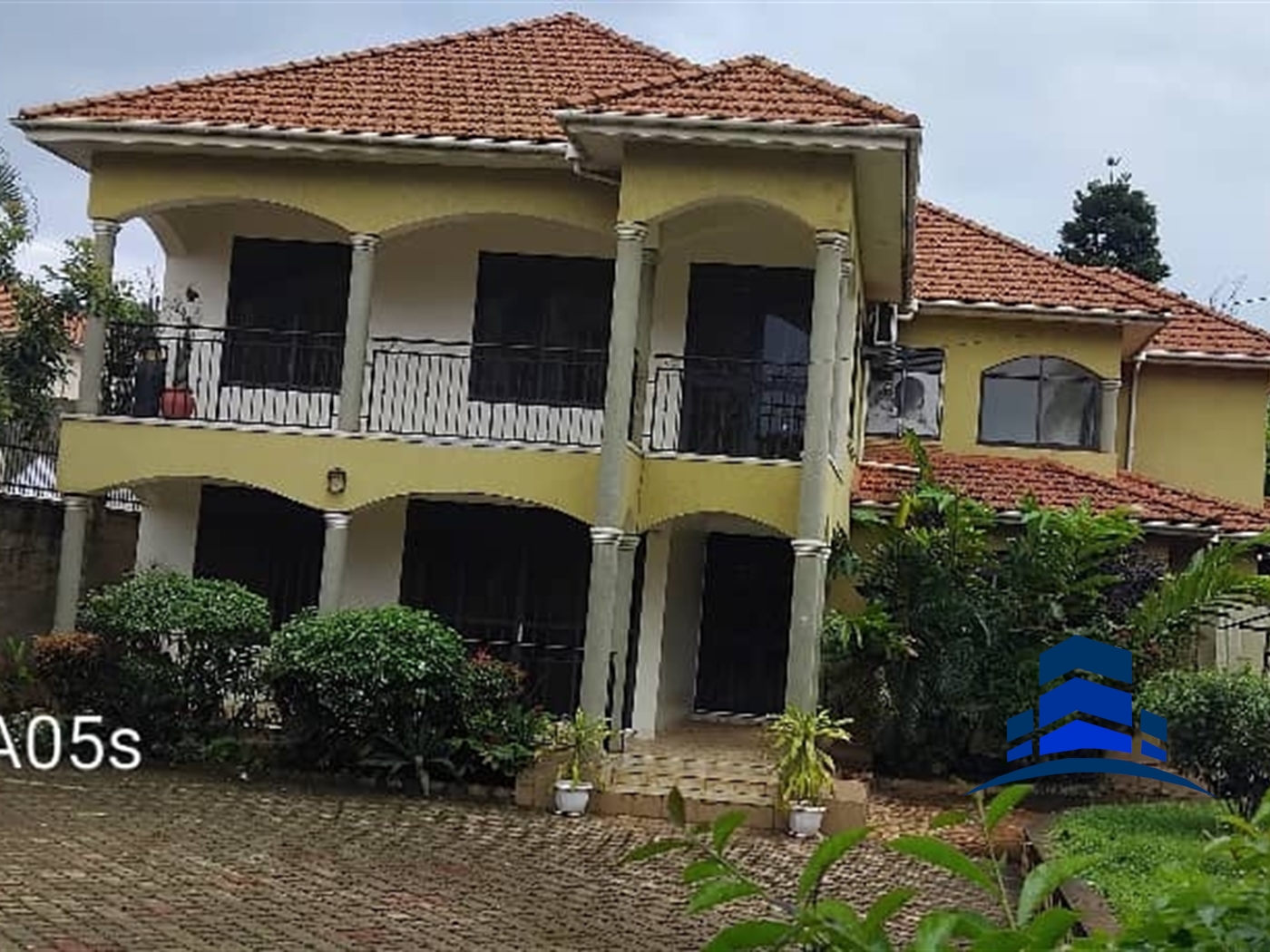 Mansion for sale in Munyonyo Kampala