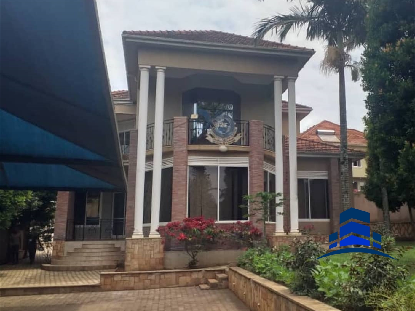 Mansion for sale in Munyonyo Kampala