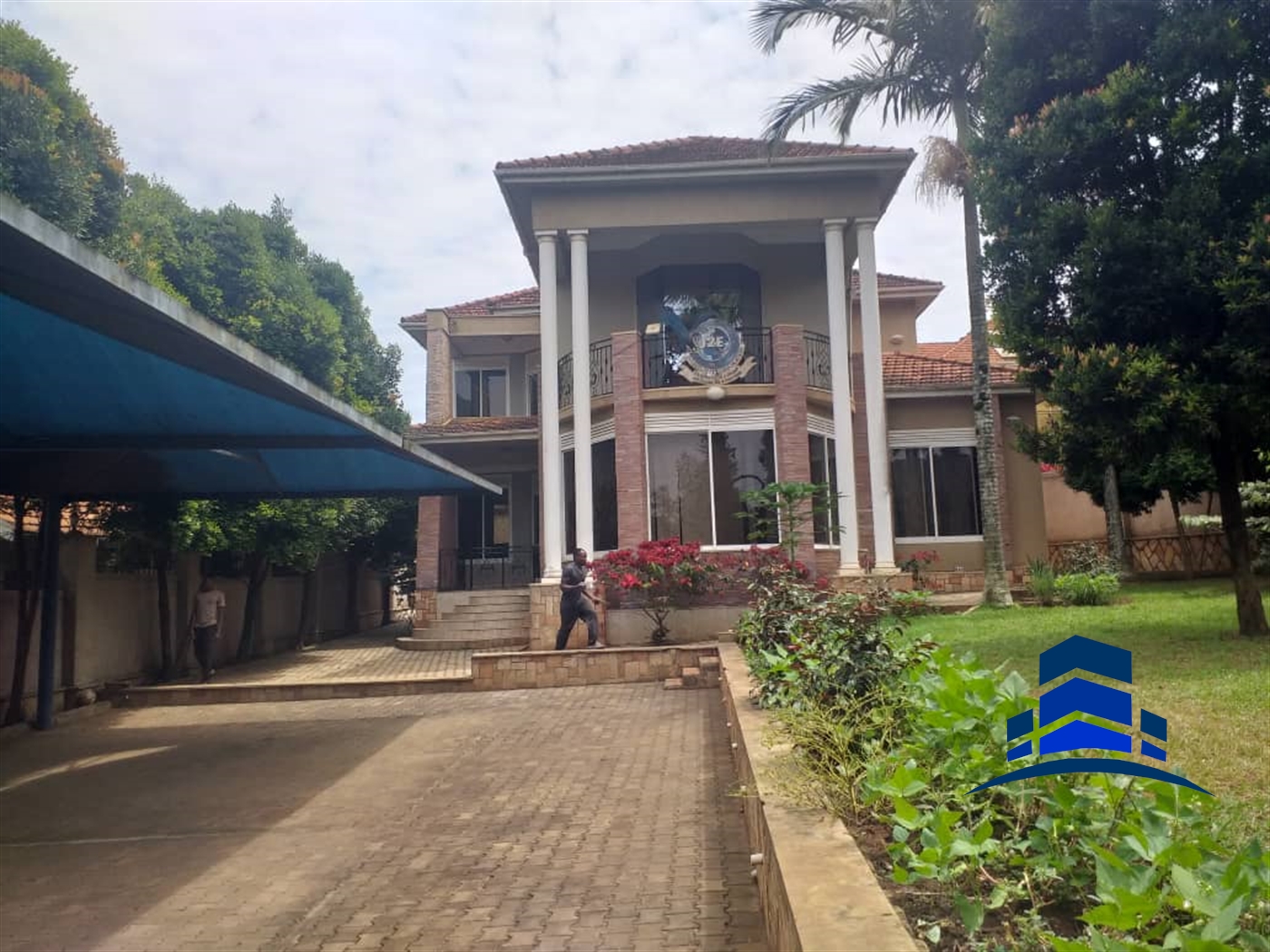 Mansion for sale in Munyonyo Kampala