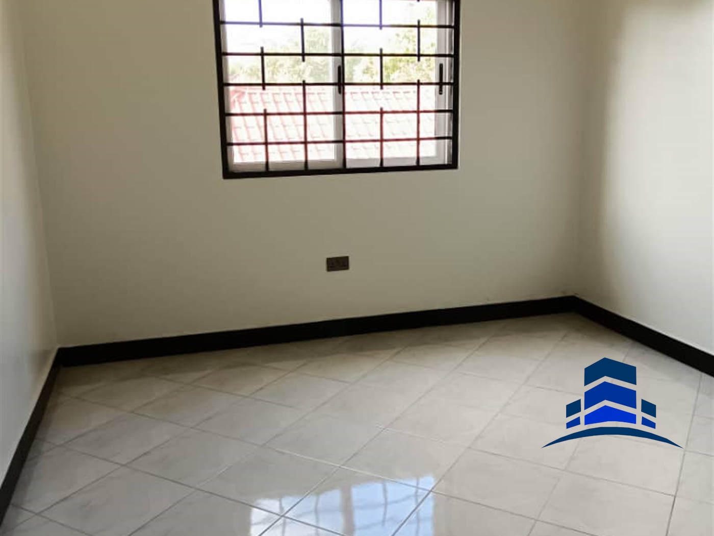 Storeyed house for sale in Kitende Wakiso