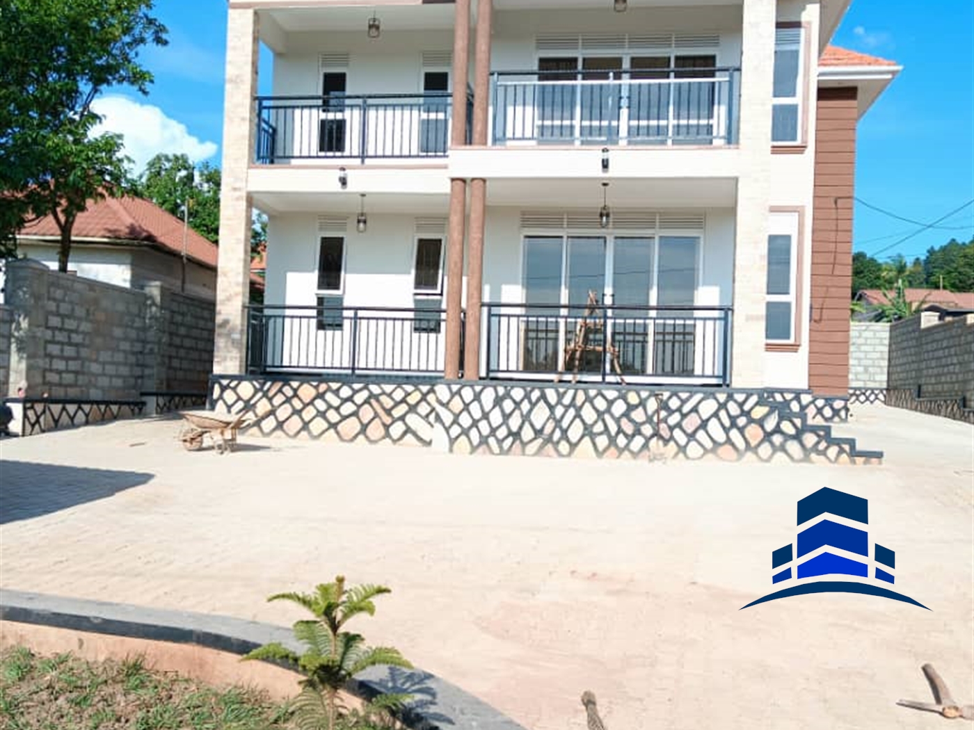 Storeyed house for sale in Kitende Wakiso