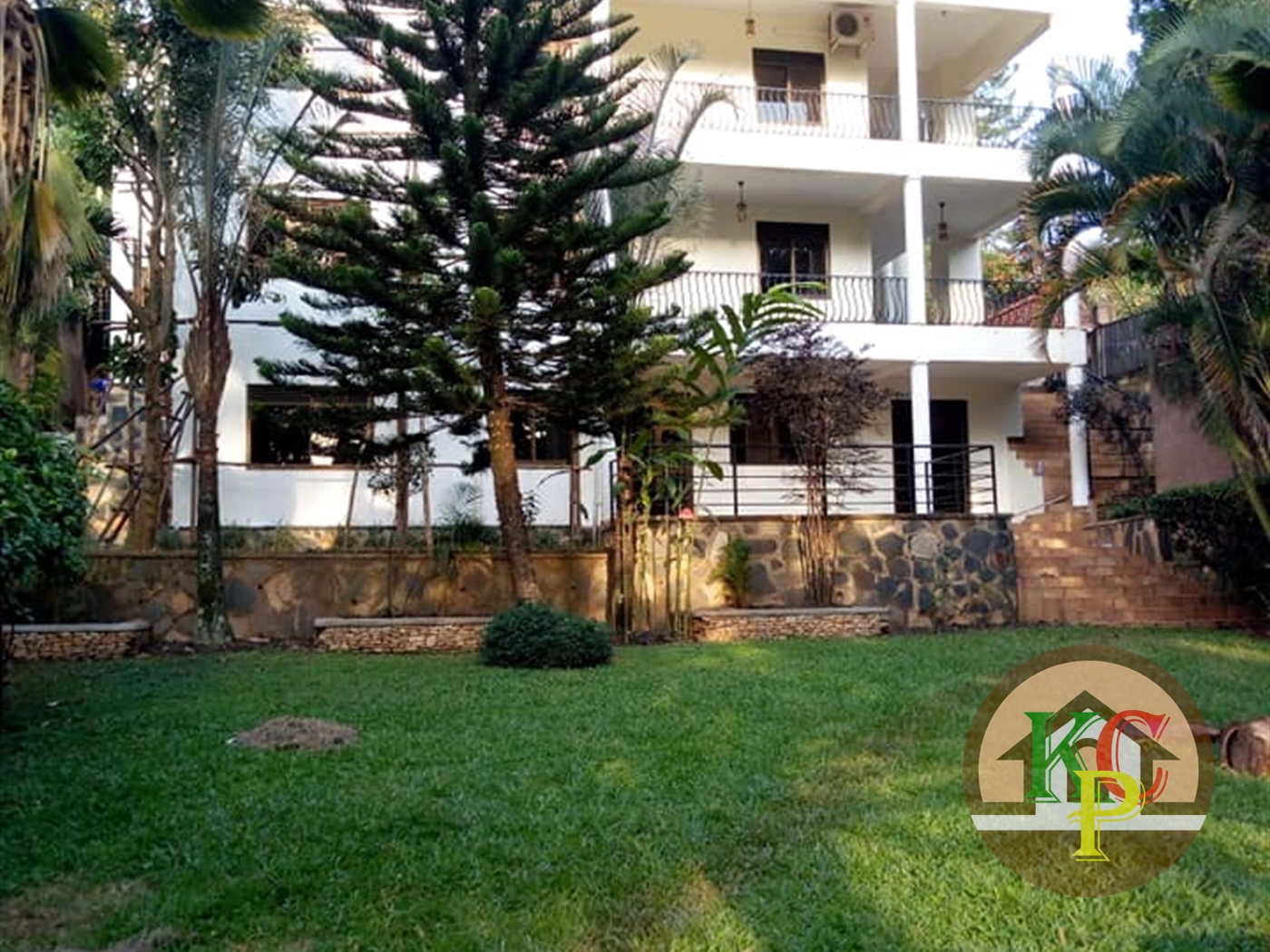 Mansion for rent in Naguru Kampala