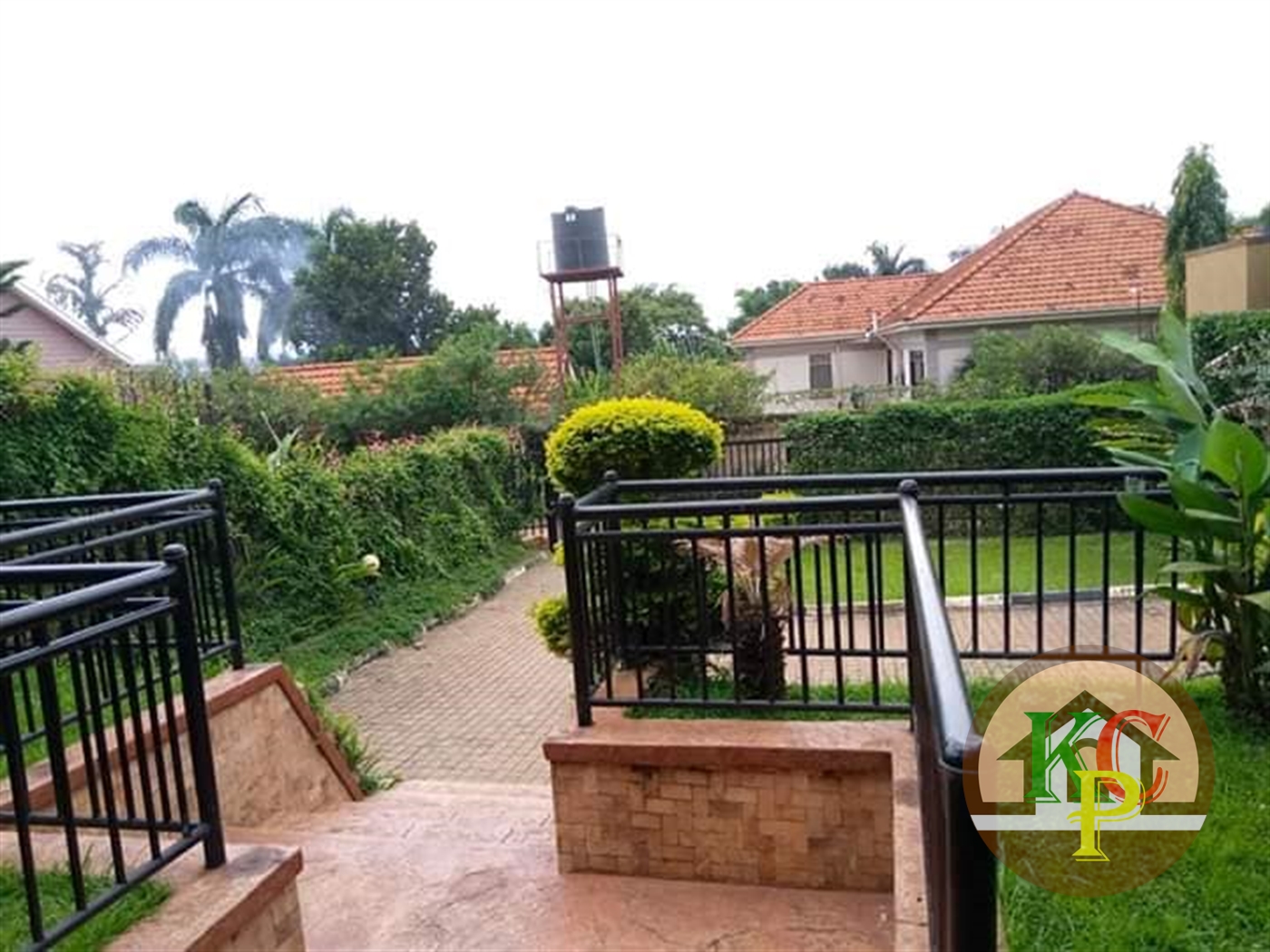 Villa for rent in Muyenga Kampala