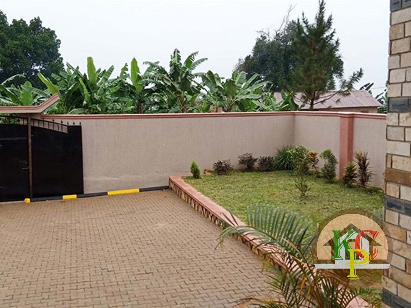 Bungalow for sale in Kira Wakiso