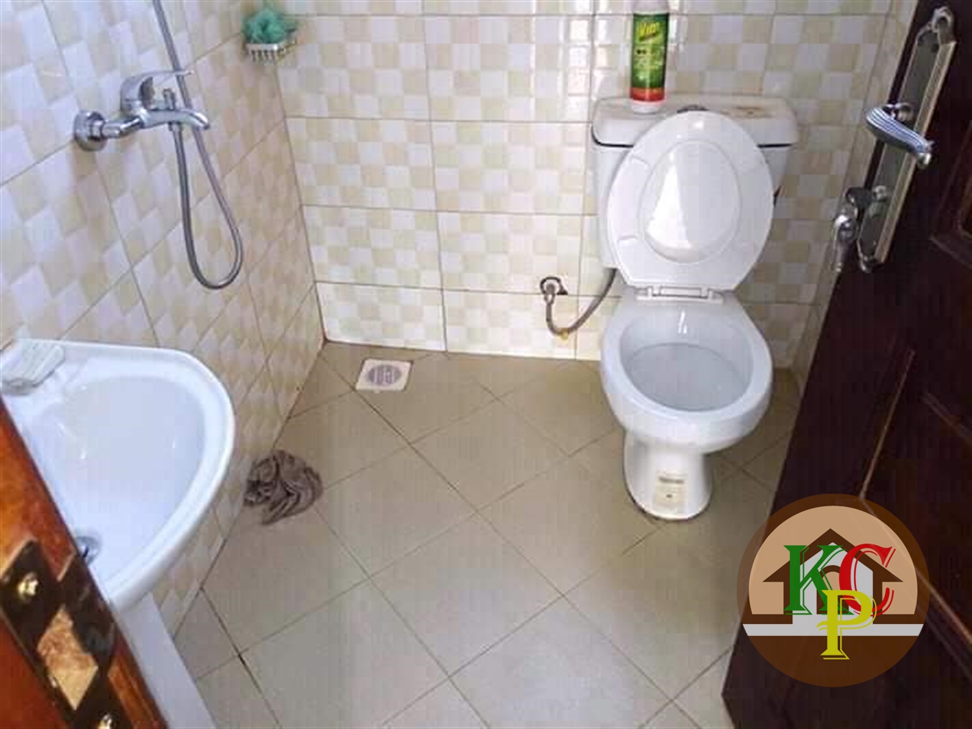 Semi Detached for rent in Najjera Kampala