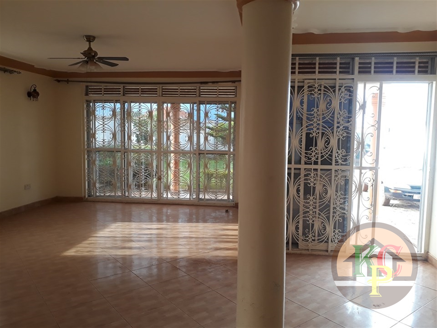 Mansion for rent in Kawuku Wakiso