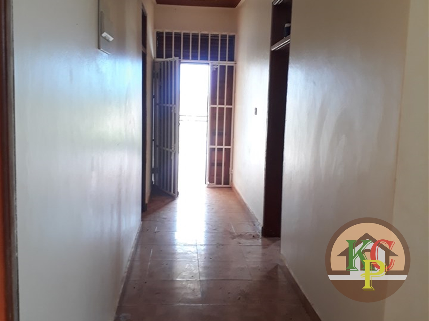 Mansion for rent in Kawuku Wakiso