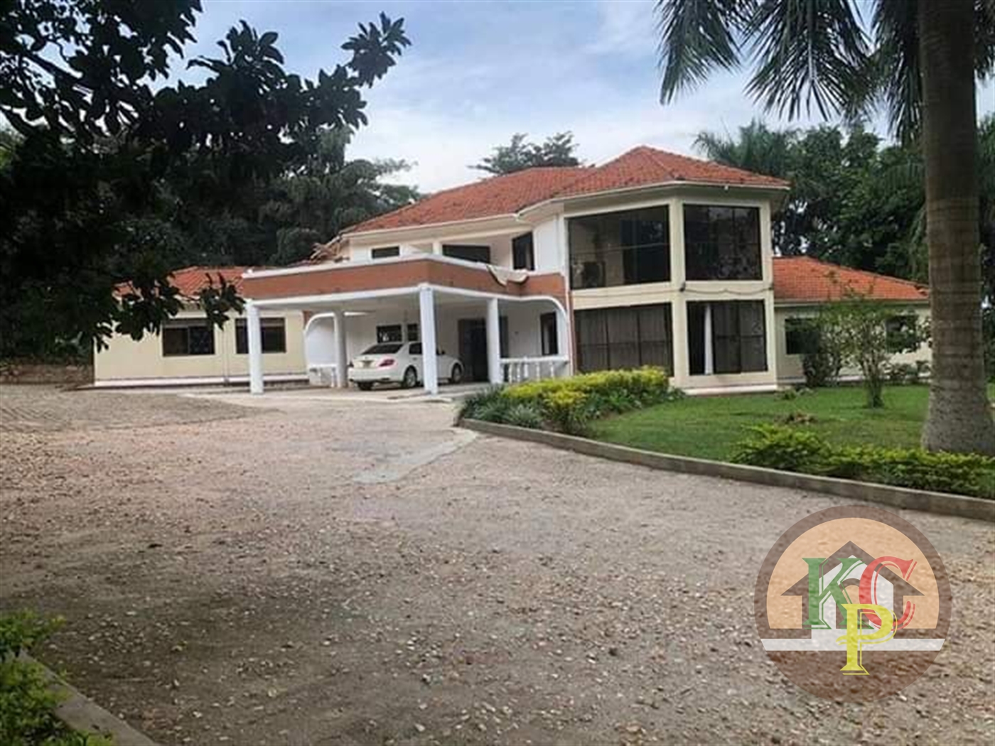 Mansion for sale in Gayaza Wakiso