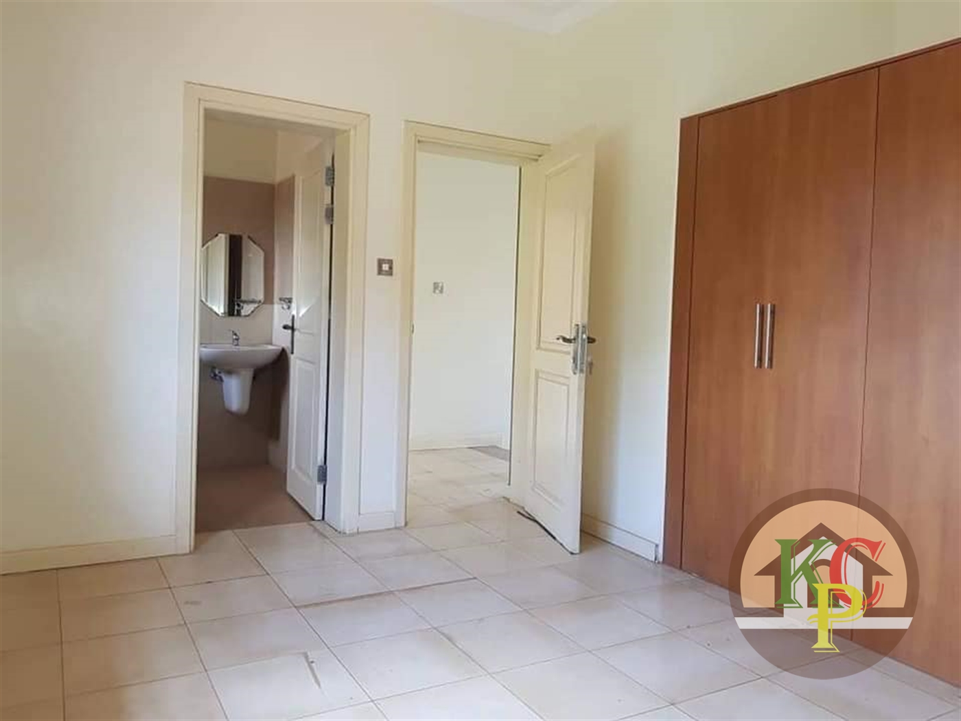 Duplex for rent in Ntinda Kampala