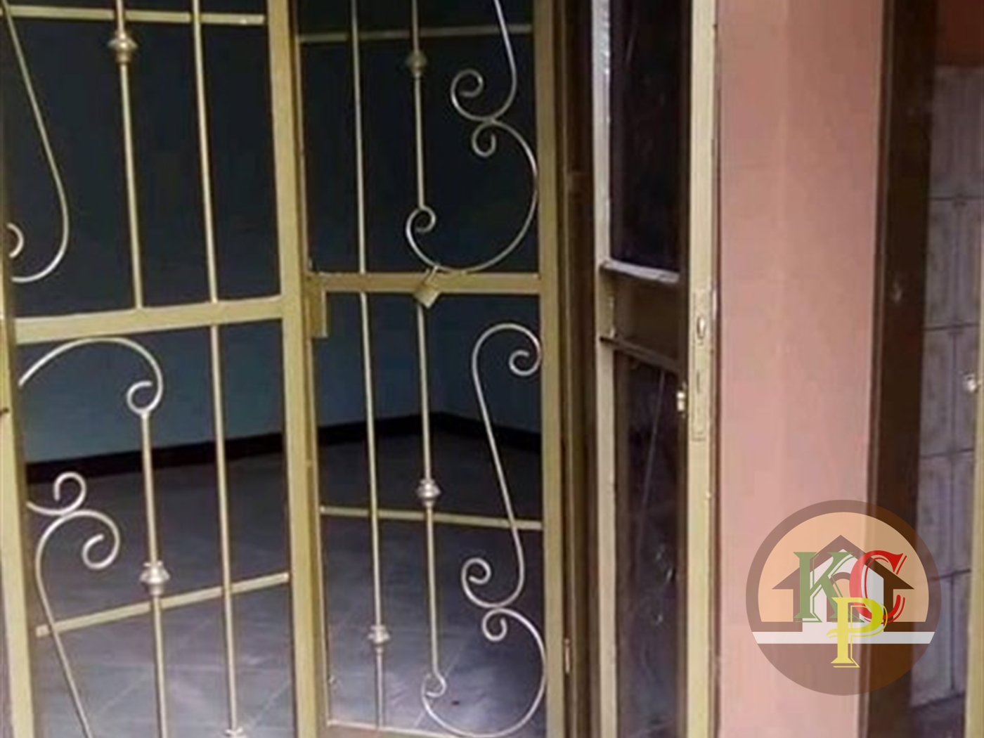 Semi Detached for rent in Mpererwe Kampala